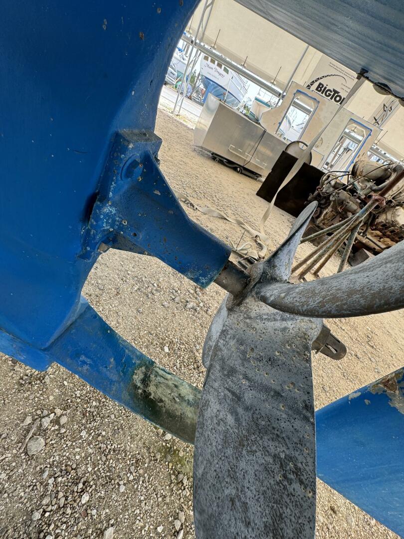 Slide: The Image of Prop Closeup - 4345936