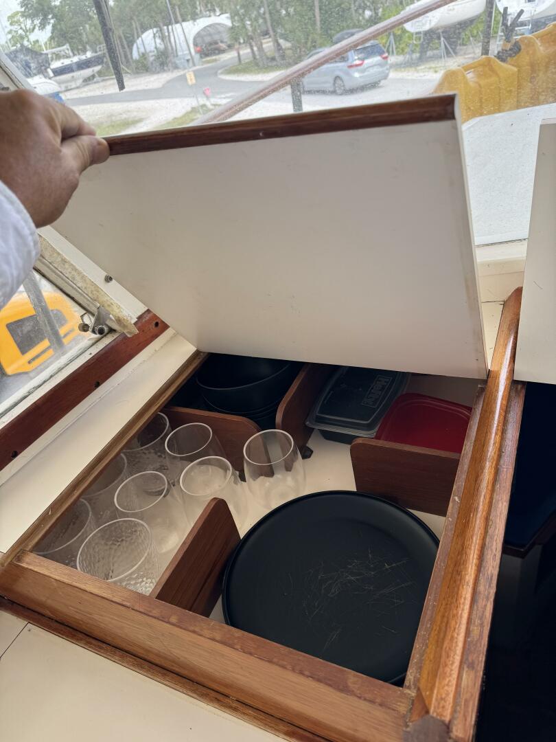 Slide: The Image of Galley Drinkware - 4345945