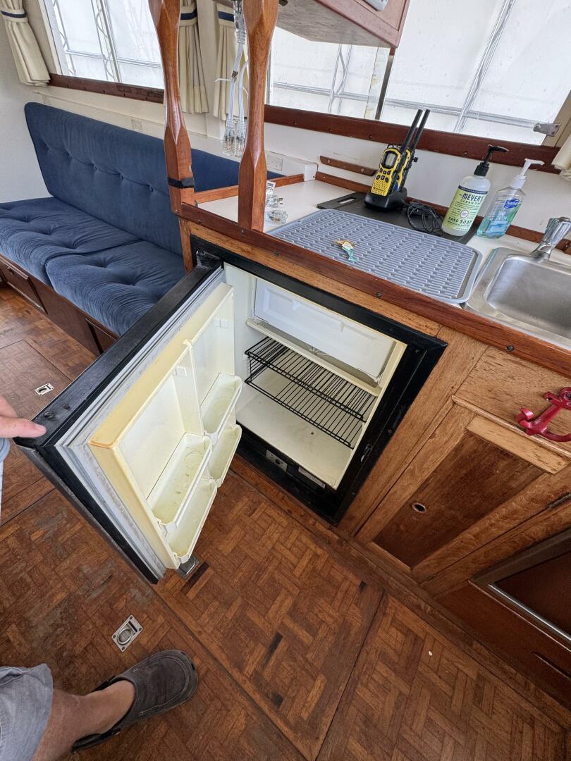 Slide: The Image of Saloon Fridge - 4345947