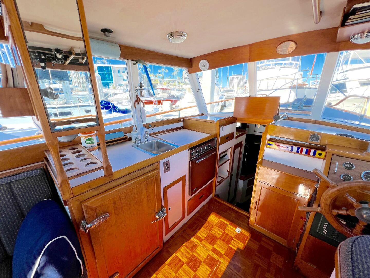 Slide: The Image of Grand Banks 32 Sedan Trawler 1971 - 4335098
