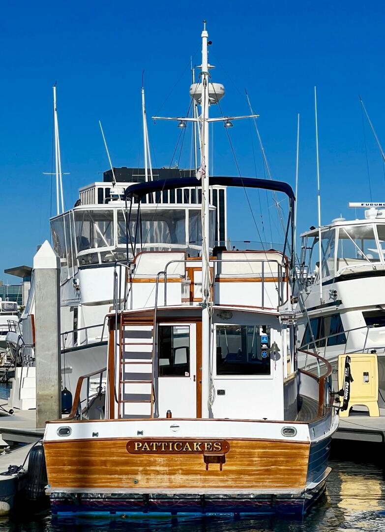 Slide: The Image of Grand Banks 32 Sedan Trawler 1971 - 4335120