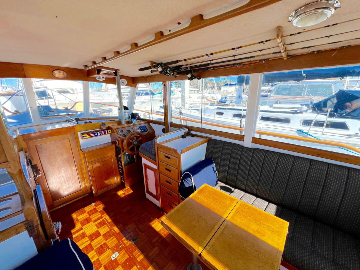 Slide: The Image of Grand Banks 32 Sedan Trawler 1971 - 4335160