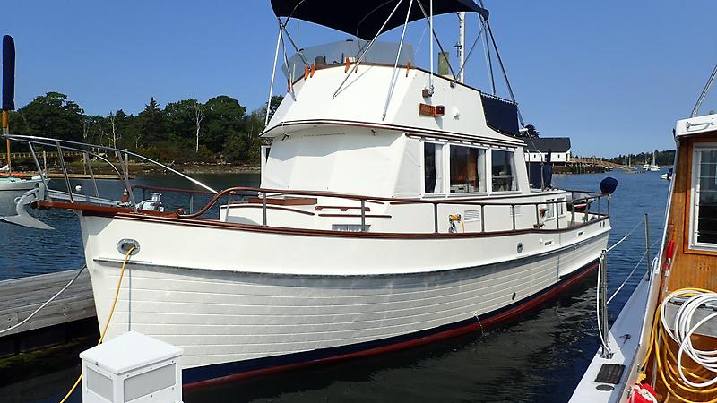 Slide: The Image of Grand Banks 36 Classic 1977 - 0