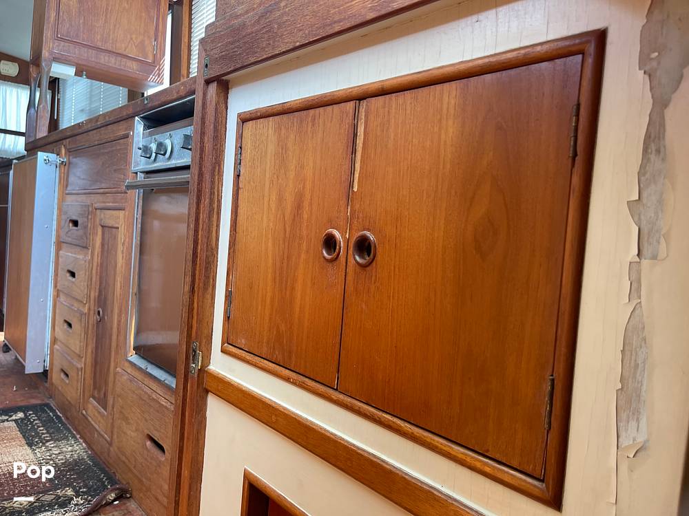 Slide: The Image of Cabinets - 12760353