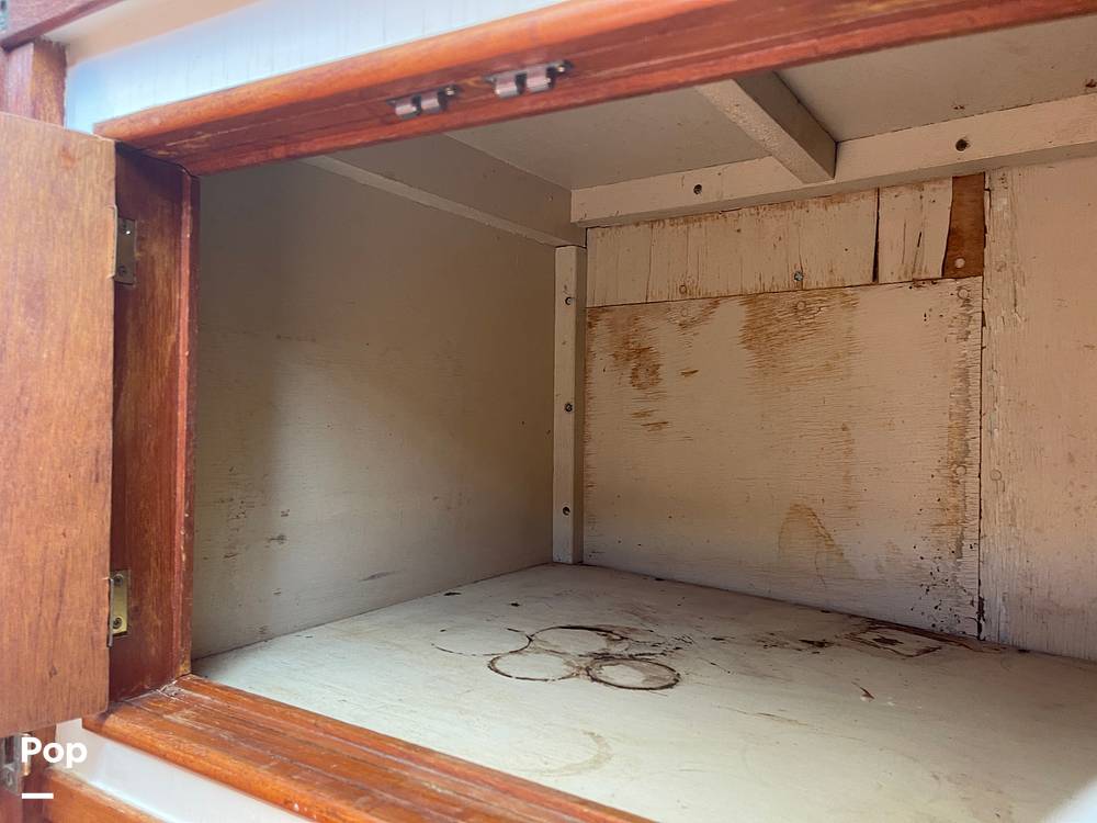 Slide: The Image of Cabinets - 12760354