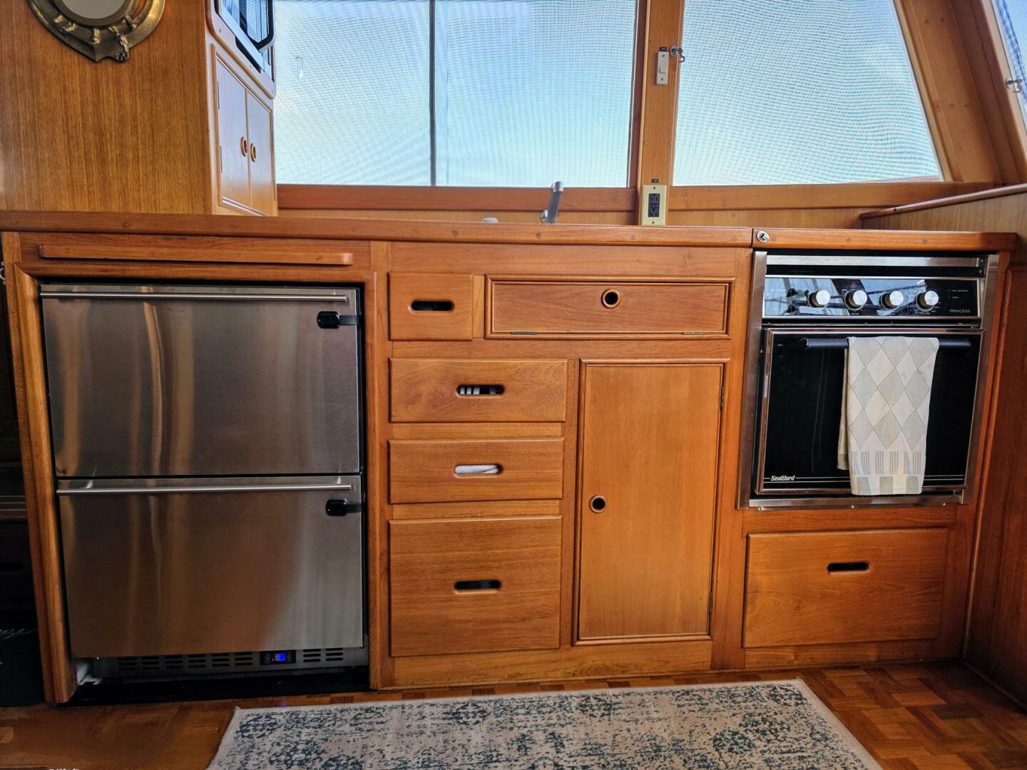 Slide: The Image of Grand Banks 42 Classic 1993 - 5486673