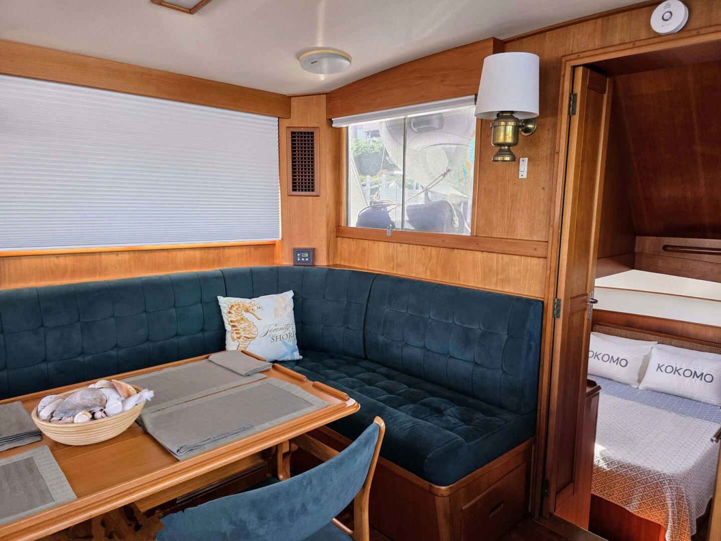 Slide: The Image of Grand Banks 42 Classic 1993 - 5486680