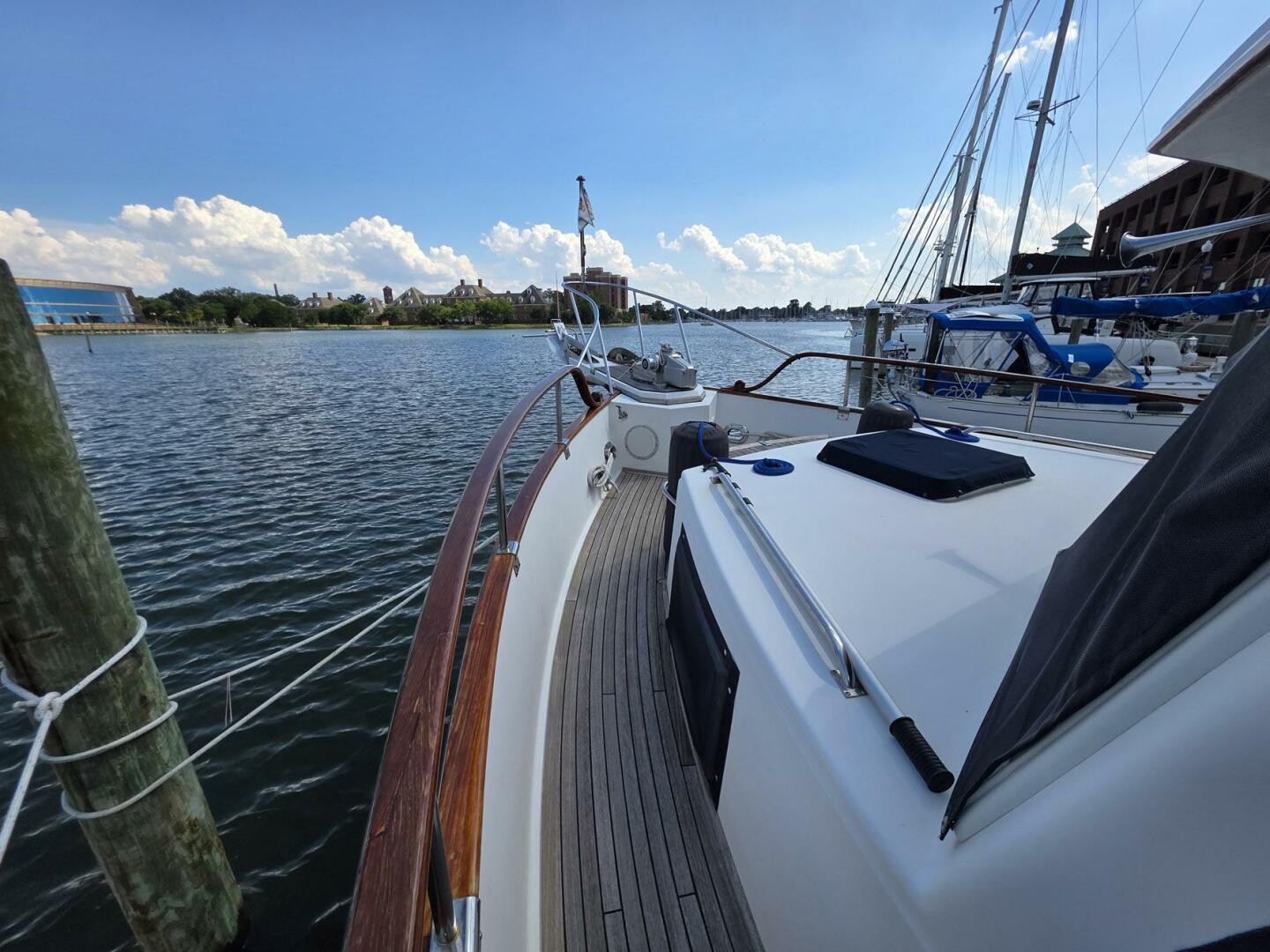 Slide: The Image of Grand Banks 42 Classic 1993 - 5486709