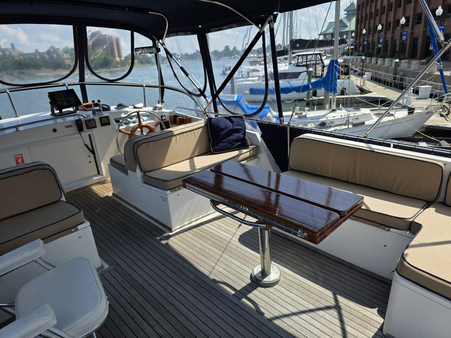 Slide: The Image of Grand Banks 42 Classic 1993 - 5486720