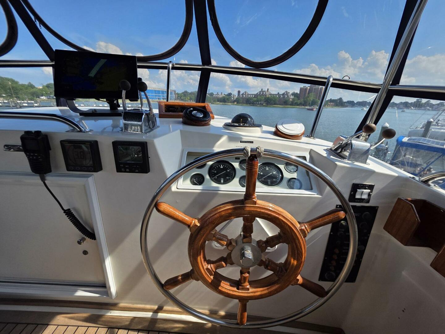 Slide: The Image of Grand Banks 42 Classic 1993 - 5486728