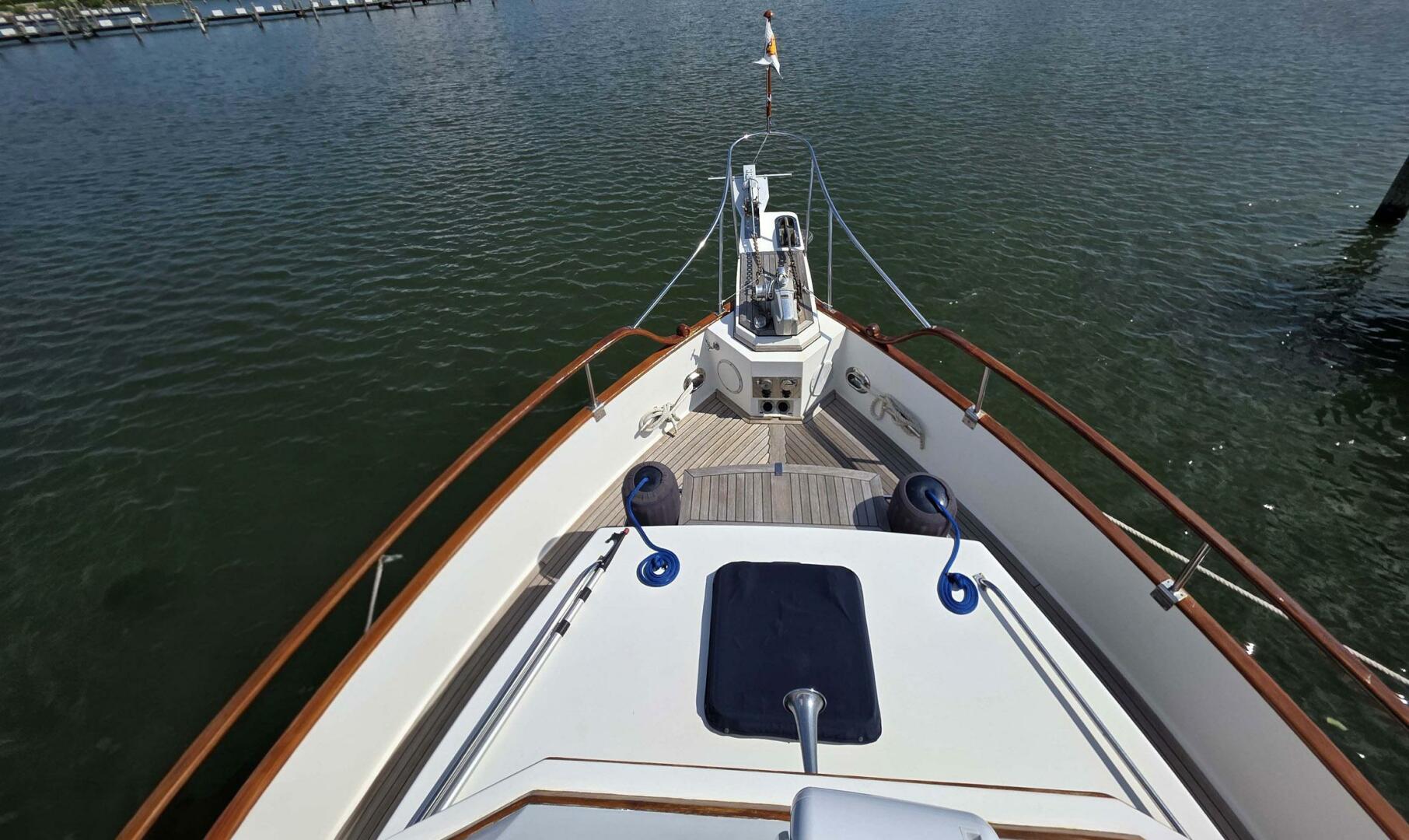 Slide: The Image of Grand Banks 42 Classic 1993 - 5486733