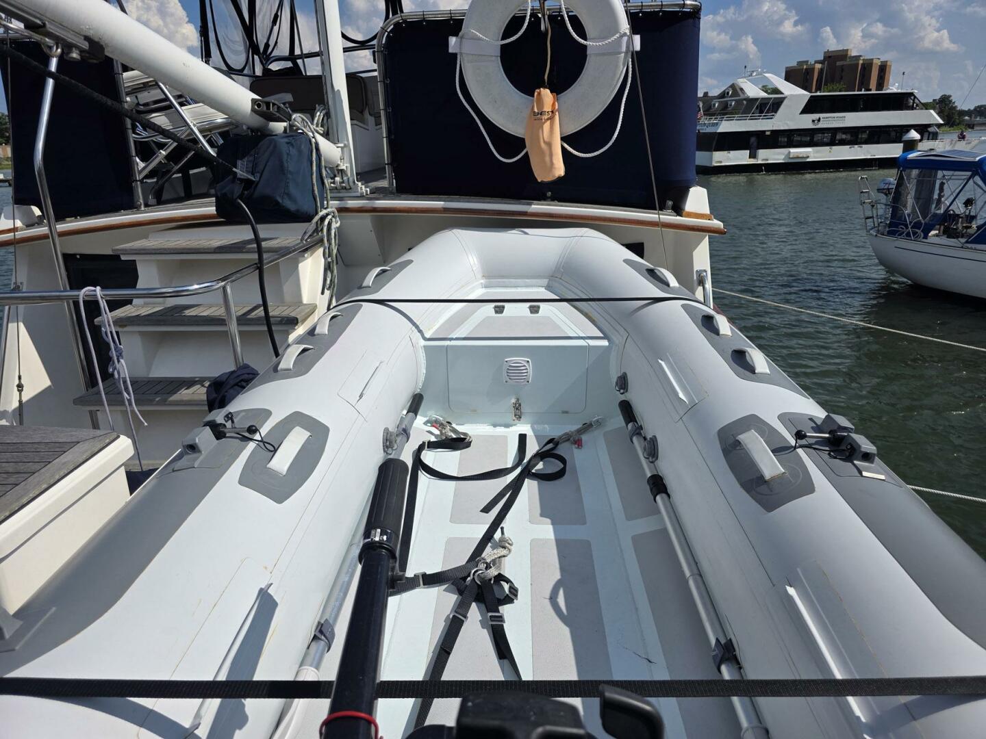 Slide: The Image of Grand Banks 42 Classic 1993 - 5486740