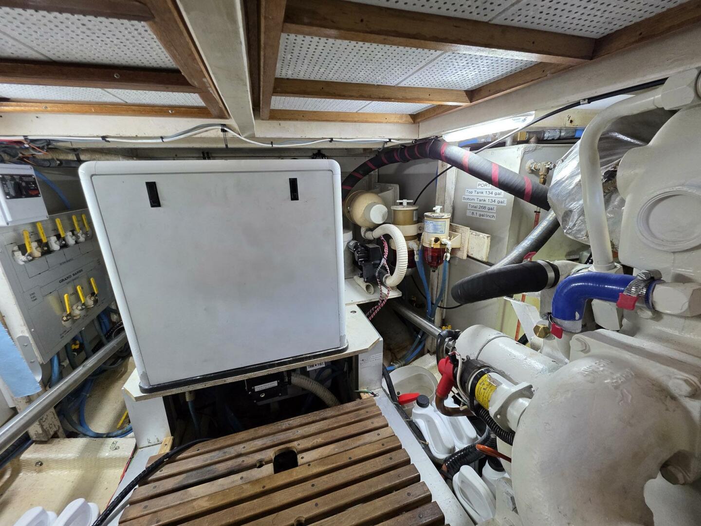 Slide: The Image of Grand Banks 42 Classic 1993 - 5486752