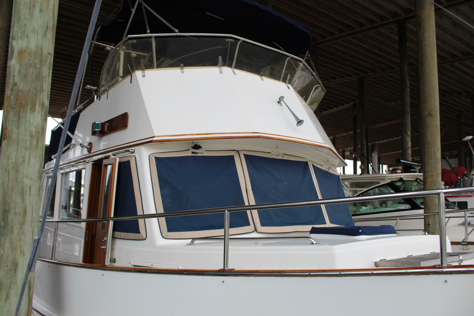 Slide: The Image of Grand Banks 42 Classic 1995 - 5239440