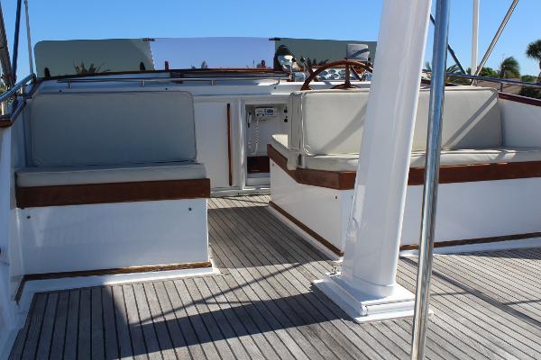 Slide: The Image of Flybridge - 18