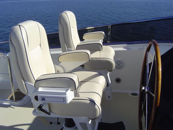 Slide: The Image of Grand Banks 47 Eastbay FB 2006 - 2