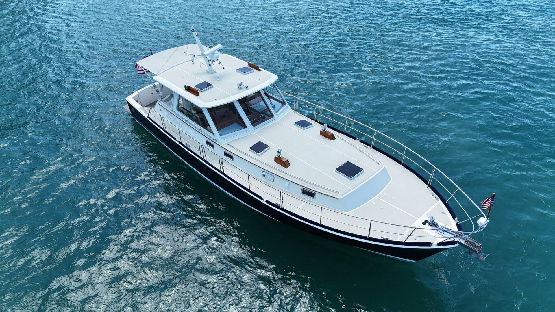 Slide: The Image of Grand Banks 49 Eastbay HX 1999 - 5179780