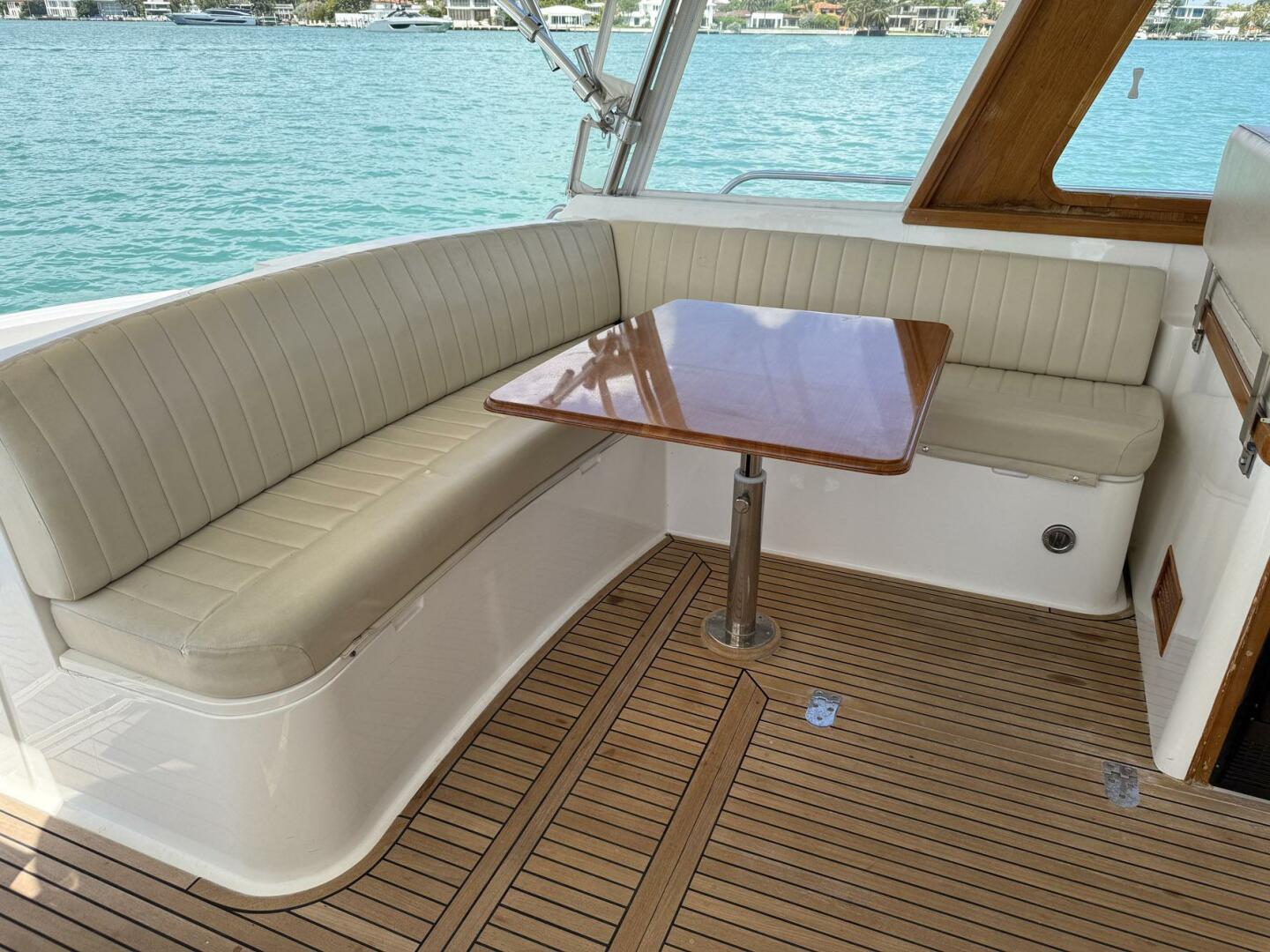 Slide: The Image of Grand Banks 49 Eastbay HX 1999 - 5179801