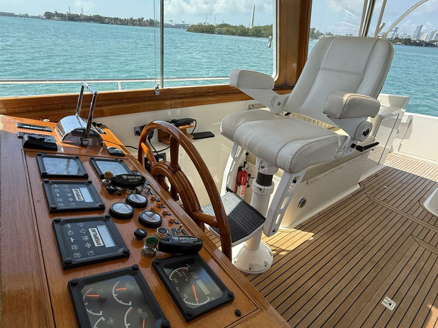 Slide: The Image of Grand Banks 49 Eastbay HX 1999 - 5179807