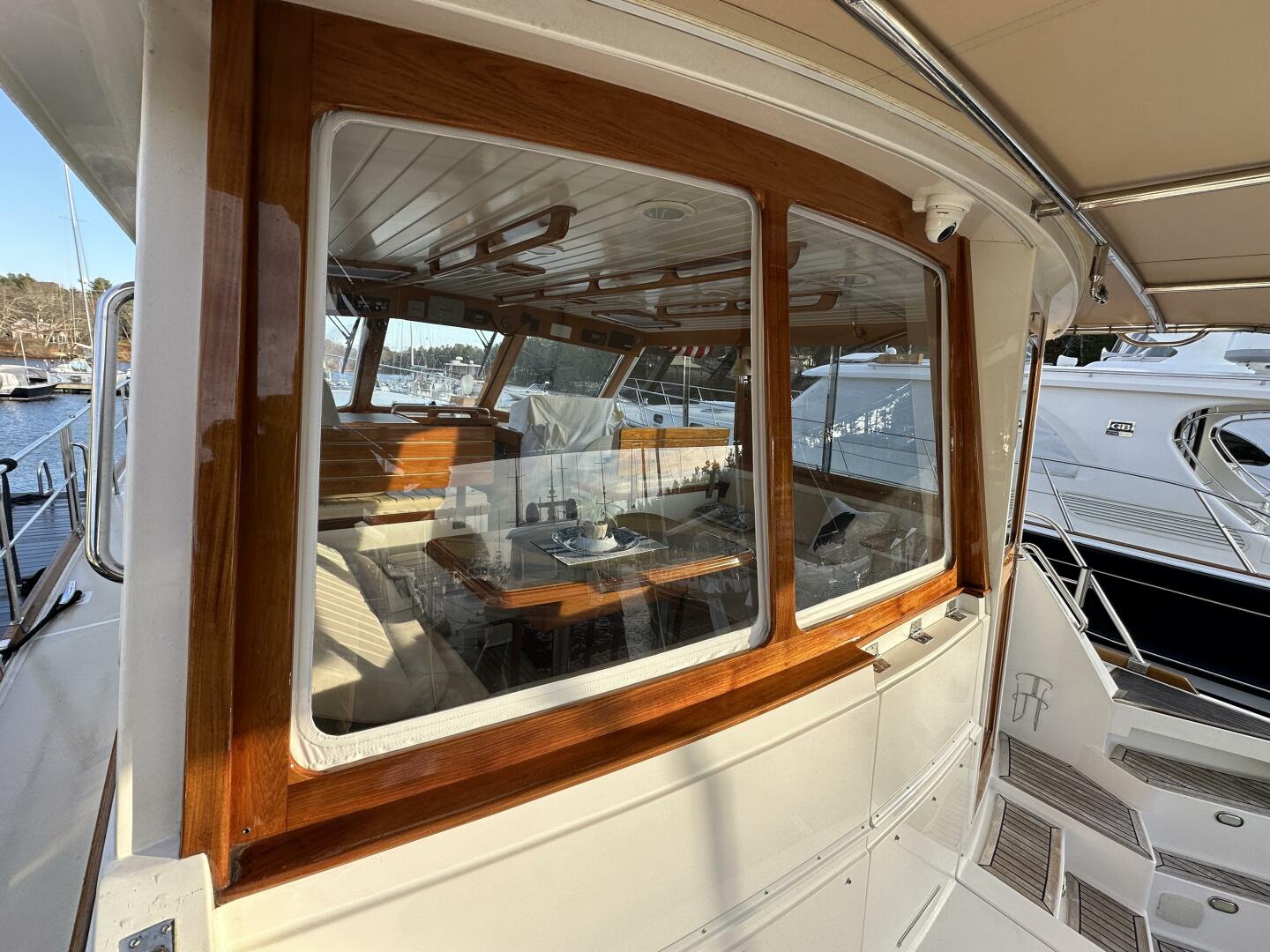 Slide: The Image of Grand Banks 49 Eastbay HX 2004 - 5221406