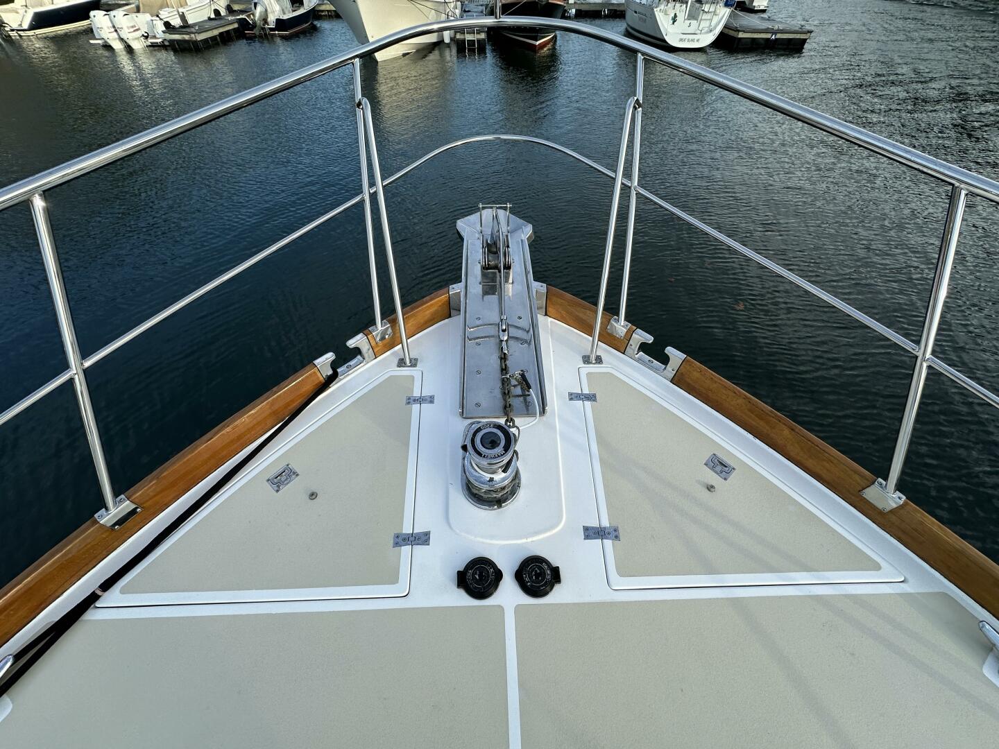 Slide: The Image of Grand Banks 49 Eastbay HX 2004 - 5221407