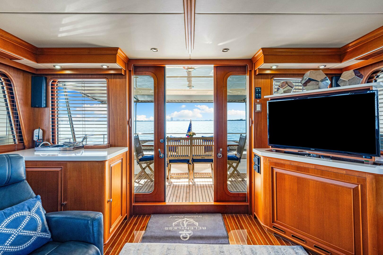 Slide: The Image of 2006 Grand Banks 72 Aleutian Raised Pilothouse - 11