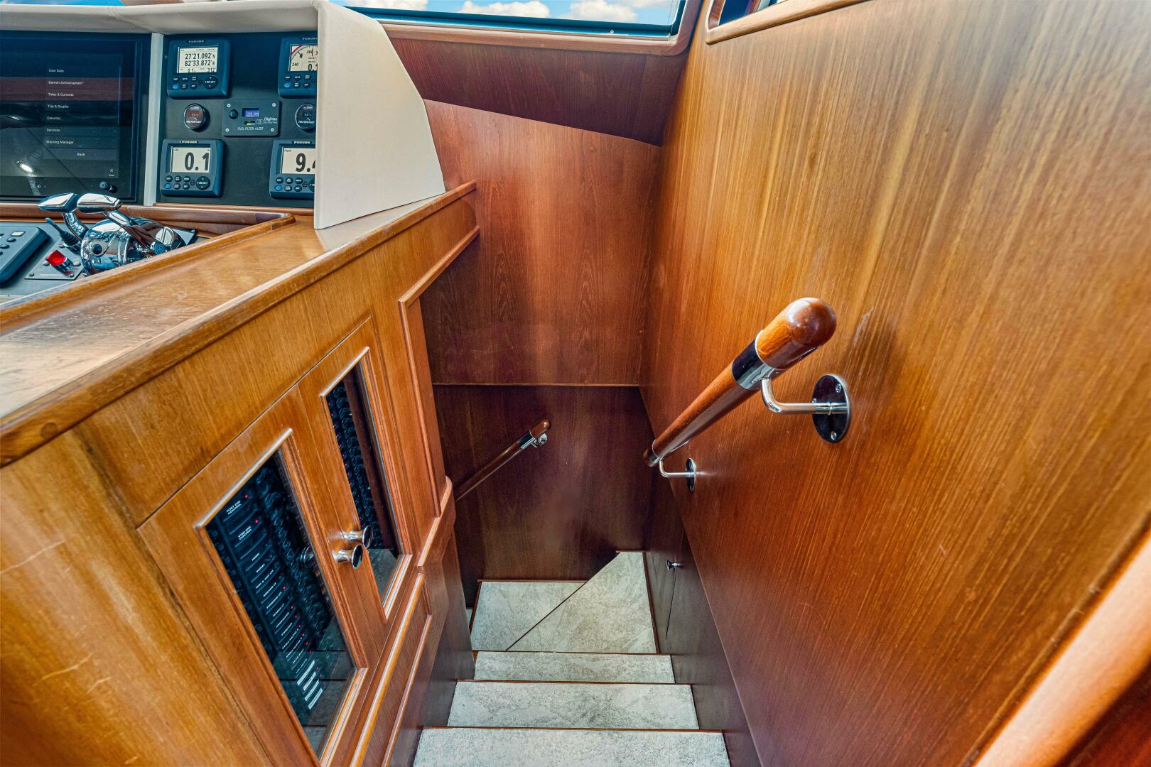 Slide: The Image of 2006 Grand Banks 72 Aleutian Raised Pilothouse  - 24