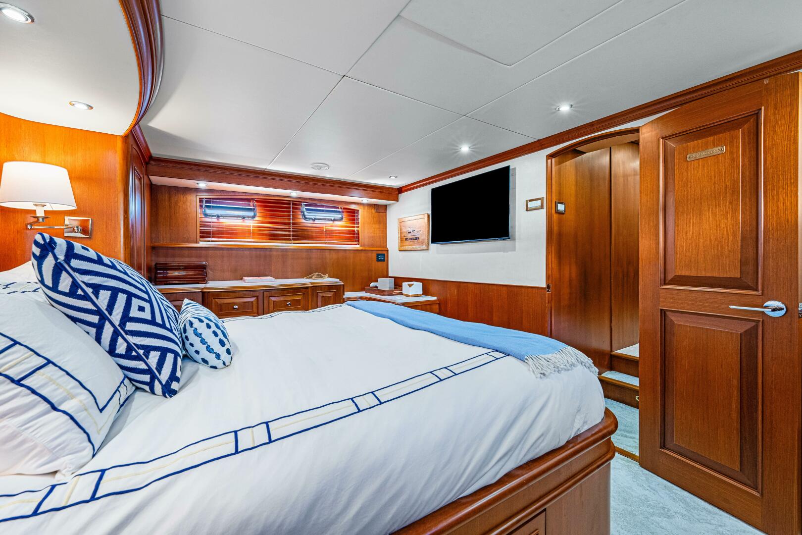 Slide: The Image of 2006 Grand Banks 72 Aleutian Raised Pilothouse  - 27