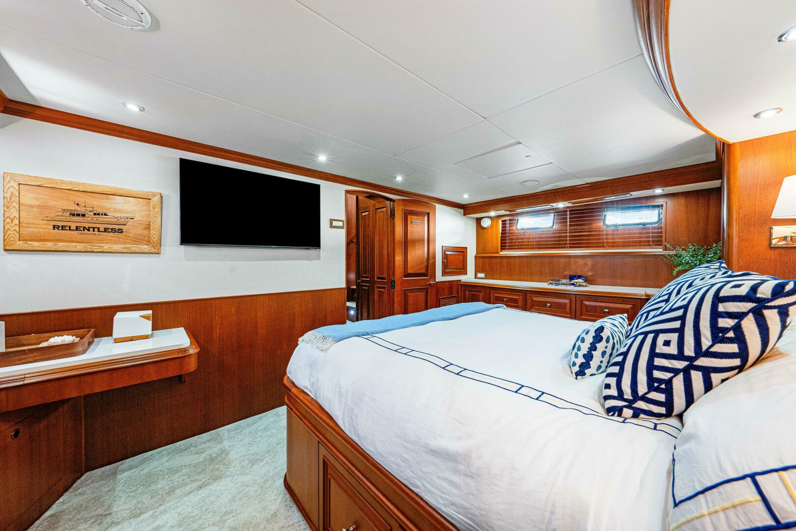 Slide: The Image of 2006 Grand Banks 72 Aleutian Raised Pilothouse  - 28