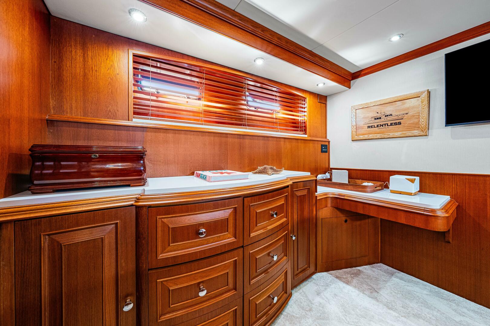 Slide: The Image of 2006 Grand Banks 72 Aleutian Raised Pilothouse  - 29