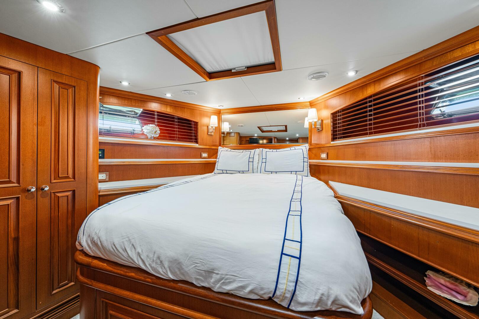 Slide: The Image of 2006 Grand Banks 72 Aleutian Raised Pilothouse  - 32