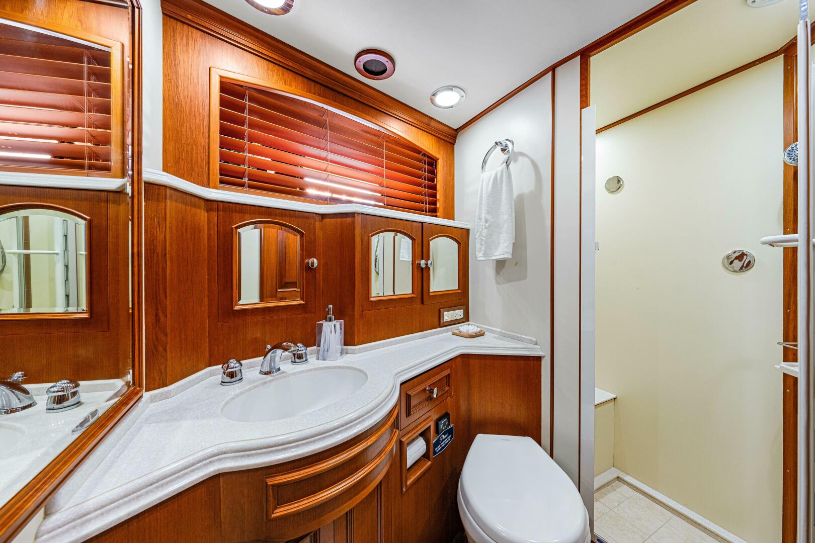 Slide: The Image of 2006 Grand Banks 72 Aleutian Raised Pilothouse  - 34