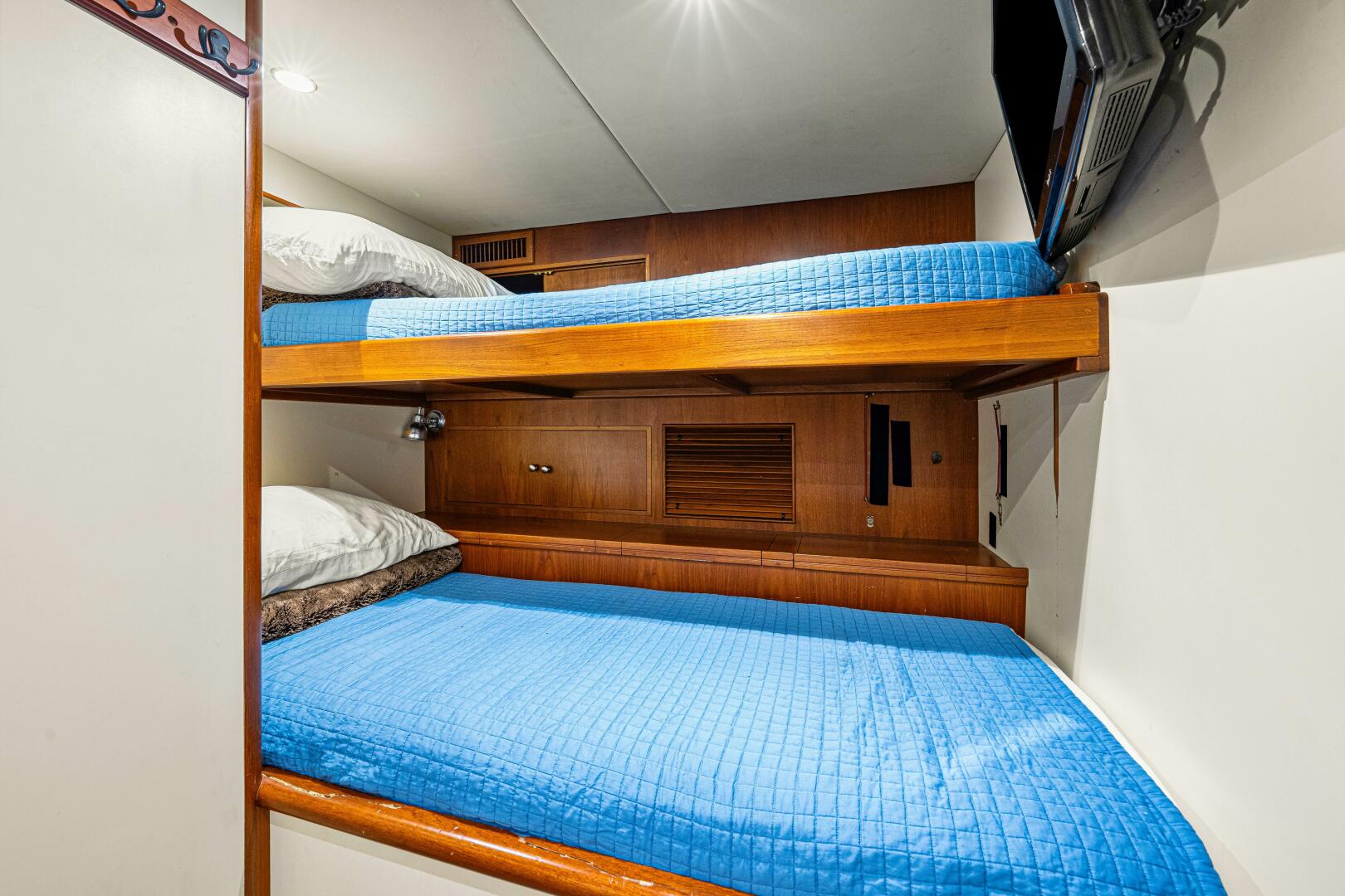 Slide: The Image of 2006 Grand Banks 72 Aleutian Raised Pilothouse  - 40