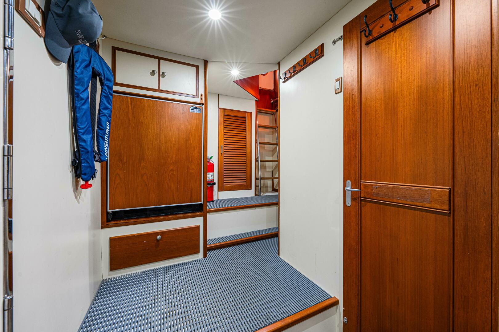 Slide: The Image of 2006 Grand Banks 72 Aleutian Raised Pilothouse  - 42