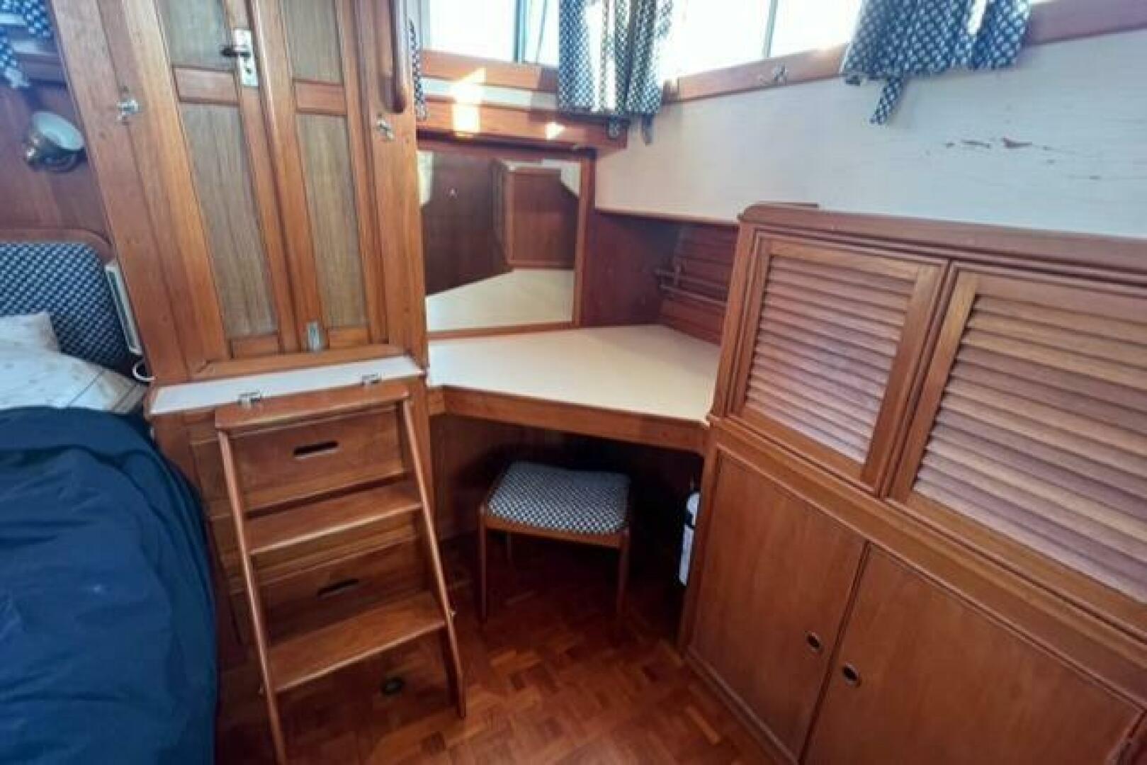 Slide: The Image of Grand Banks Classic Trawler (Hull #20) 1987 - 5144320