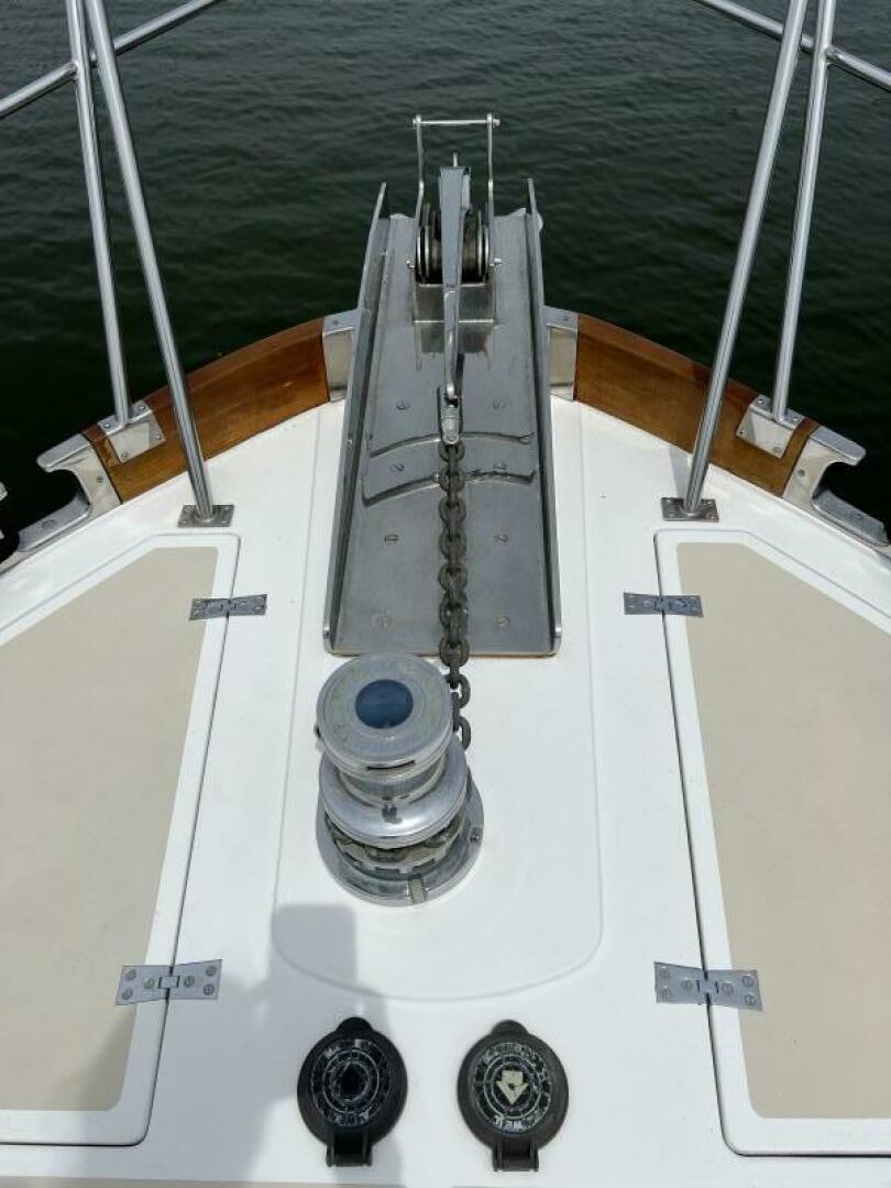 Slide: The Image of Grand Banks Eastbay 49 SX 2004 - 4346964