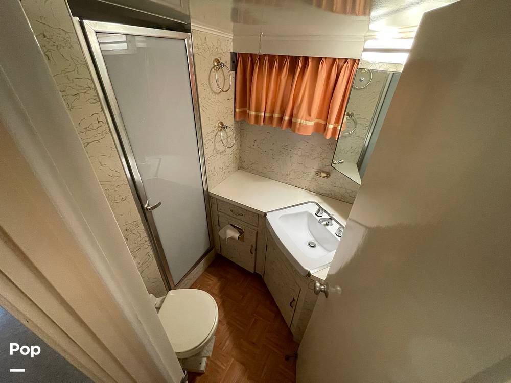 Slide: The Image of Master Bathroom - 14363367