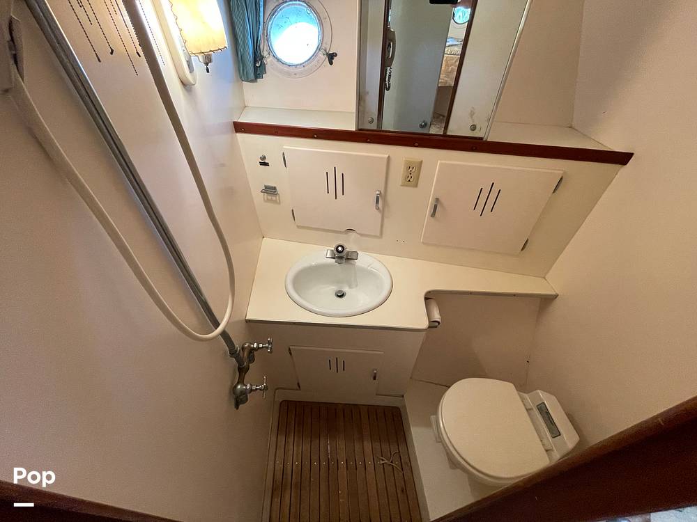 Slide: The Image of Crew's Bath - 14363352