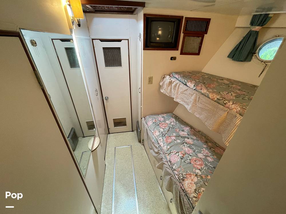 Slide: The Image of Crew's Quarters - 14376143