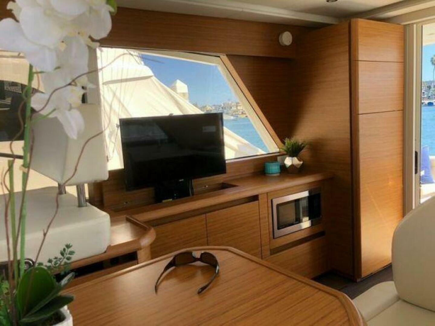 Slide: The Image of Greenline 39 Gen 6 Hybrid 2024 - 4452477