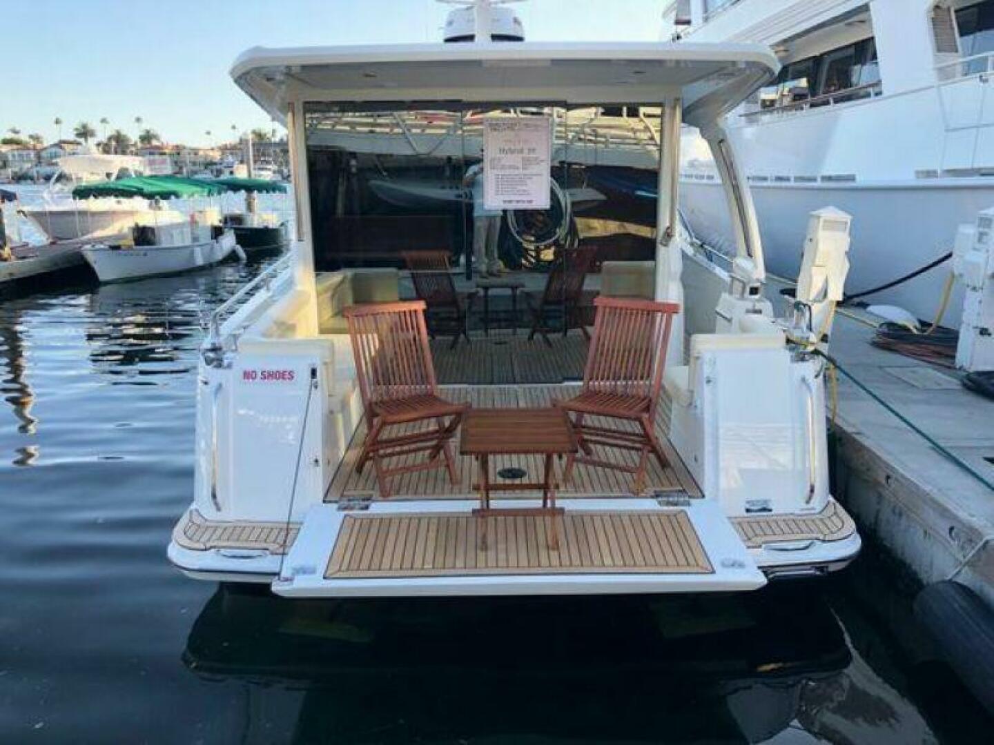 Slide: The Image of Greenline 39 Gen 6 Hybrid 2024 - 4452461
