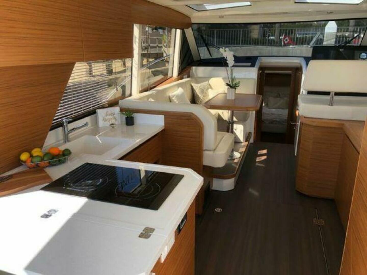 Slide: The Image of Greenline 39 Gen 6 Hybrid 2024 - 4452463