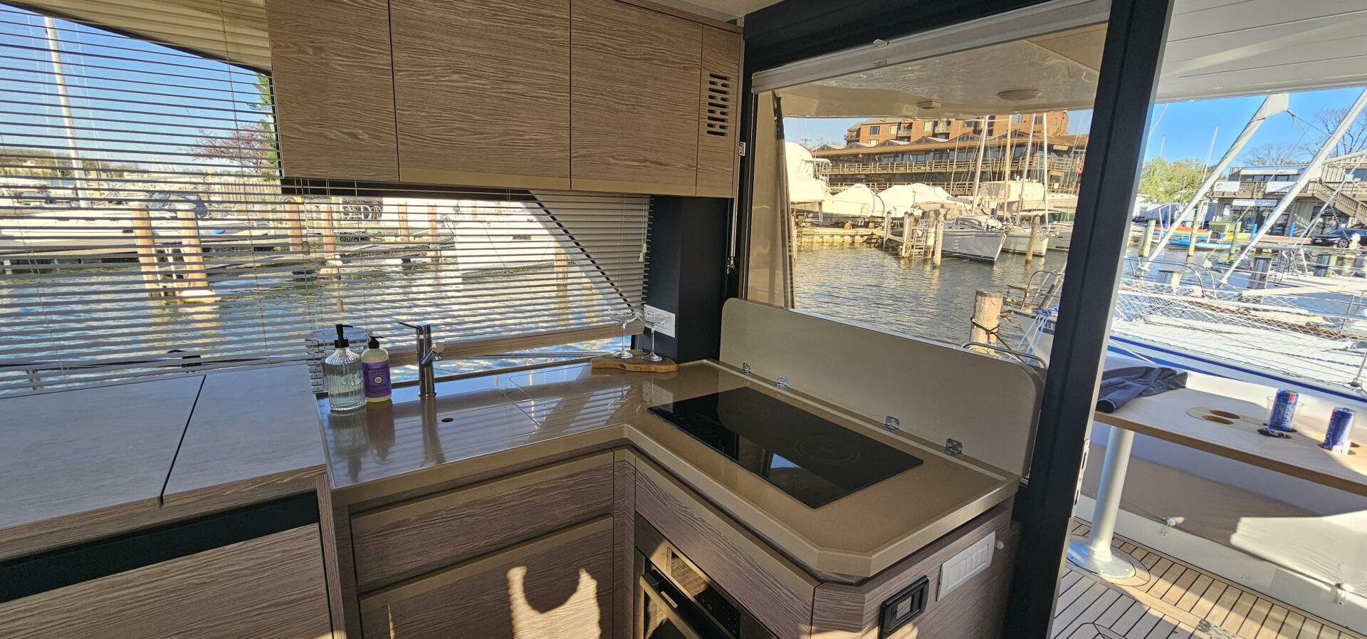 Slide: The Image of Greenline 45 Fly Hybrid 2024 - 4276865