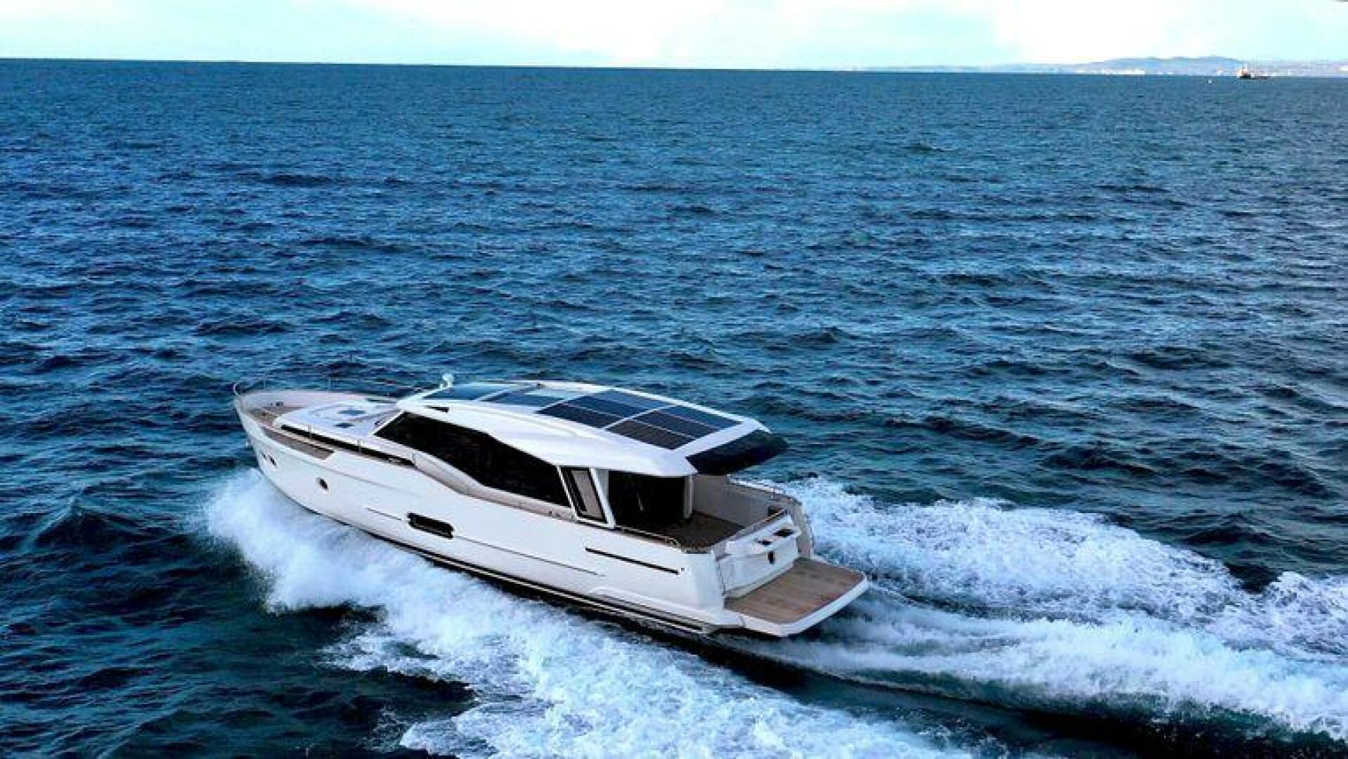 Slide: The Image of Greenline 48 Coupe - 3865345