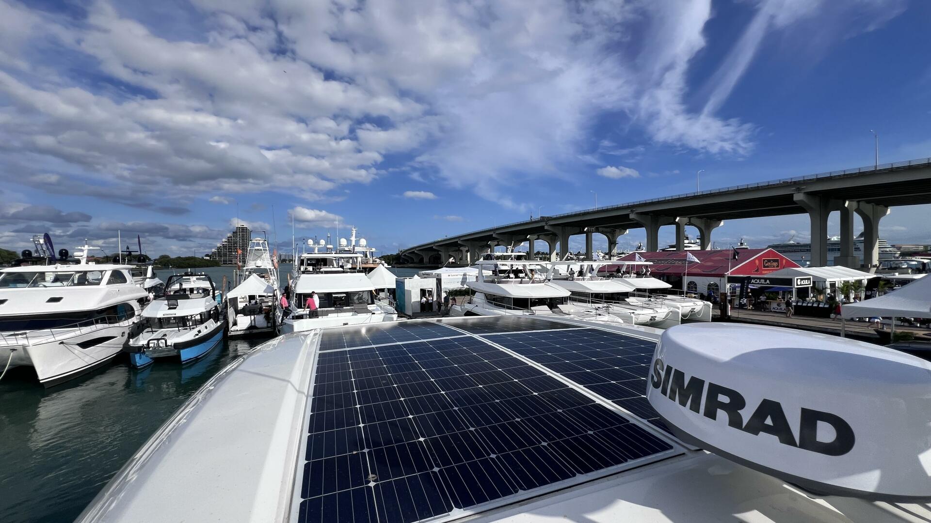 Slide: The Image of Greenline 48 Fly Hybrid 2024 - 4166072