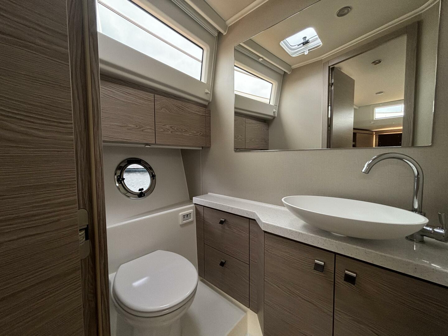 Slide: The Image of Greenline 48 Fly Hybrid 2024 - 4282449
