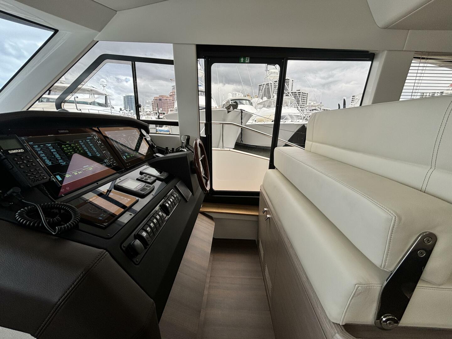 Slide: The Image of Greenline 48 Fly Hybrid 2024 - 4282452