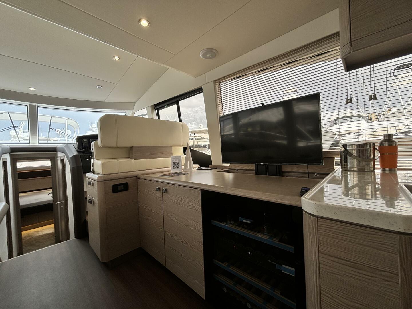 Slide: The Image of Greenline 48 Fly Hybrid 2024 - 4282464