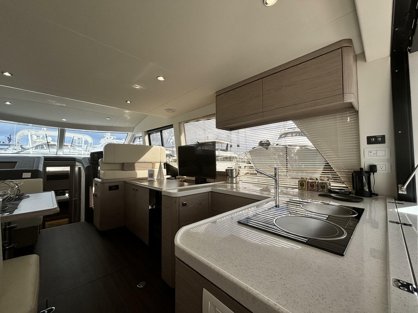 Slide: The Image of Greenline 48 Fly Hybrid 2024 - 4282473