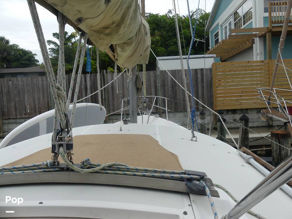 Slide: The Image of Gulf 32 Pilothouse 1987 - 14443223